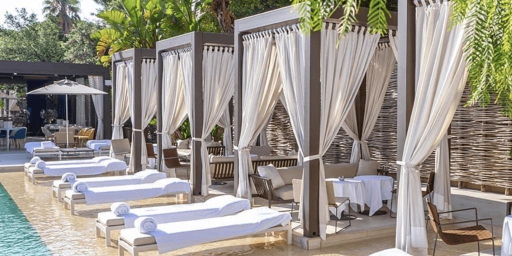 Holiday is going to be particularly enjoyable in 2021, this summer you can soak up the sunshine in the south of france at these 6 dazzling hotels.