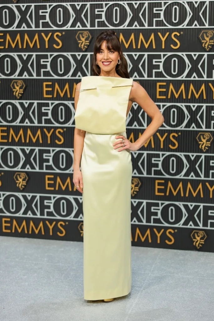 '2023' Emmy Awards Red Carpet:Aubrey Plaza wearing Loewe