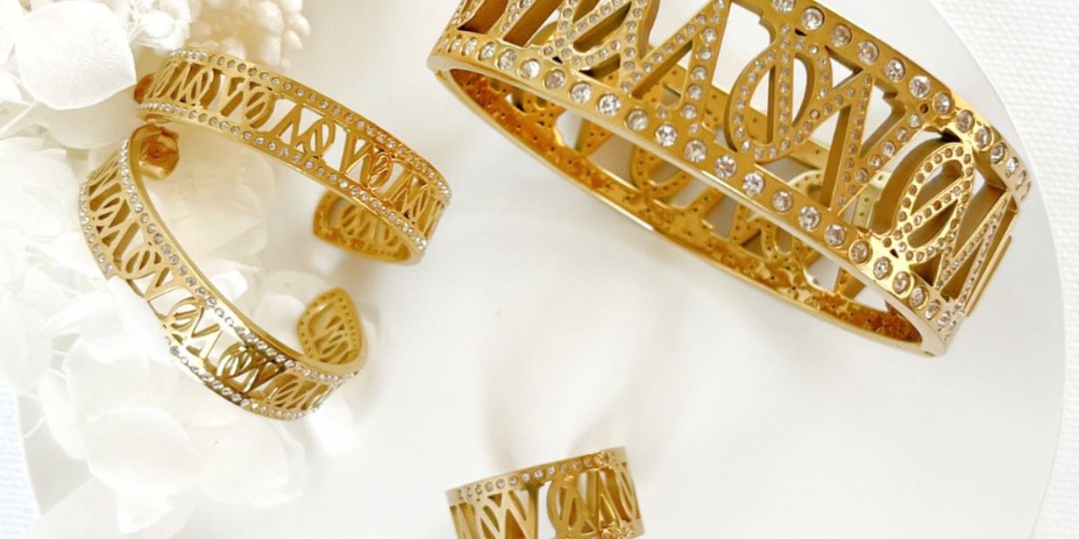 2025 Jewelry Trends: Embrace the Bold and the Timeless