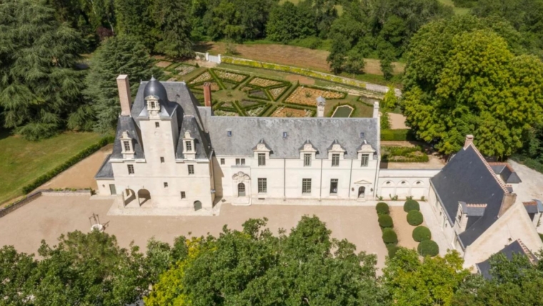 Château Louise de La Vallière Loire Valley