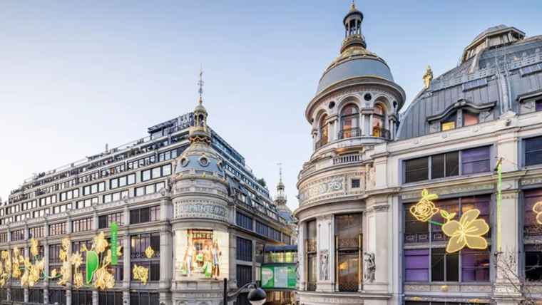 "Primavera, l'Art à la Mode" Exhibition at Printemps Haussmann