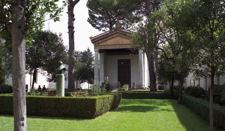 Bulgari x Castellani Exhibition at the Etruscan Museum in Rome